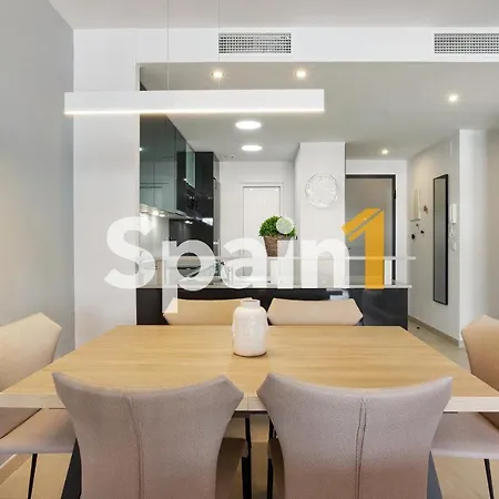 3 Bedrooms In Flamenca Village With 3 Pools, Sauna, Gym And Jacuzzi Appartement