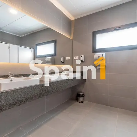 3 Bedrooms In Flamenca Village With 3 Pools, Sauna, Gym And Jacuzzi Appartement Alicante