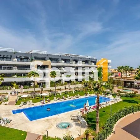 3 Bedrooms In Flamenca Village With 3 Pools, Sauna, Gym And Jacuzzi Apartment *
