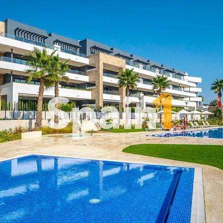 3 Bedrooms In Flamenca Village With 3 Pools, Sauna, Gym And Jacuzzi Apartment Alicante