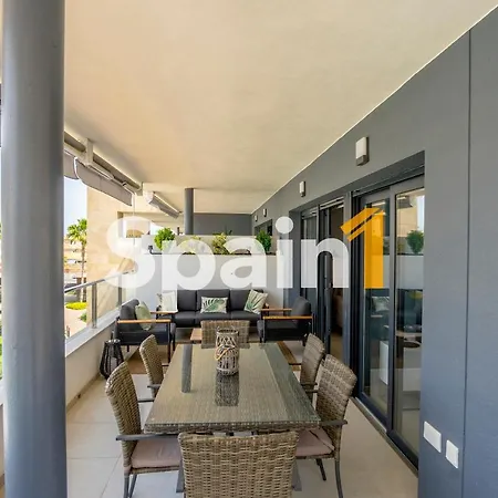 3 Bedrooms In Flamenca Village With 3 Pools, Sauna, Gym And Jacuzzi *