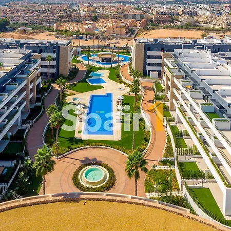 3 Bedrooms In Flamenca Village With 3 Pools, Sauna, Gym And Jacuzzi Apartment Alicante